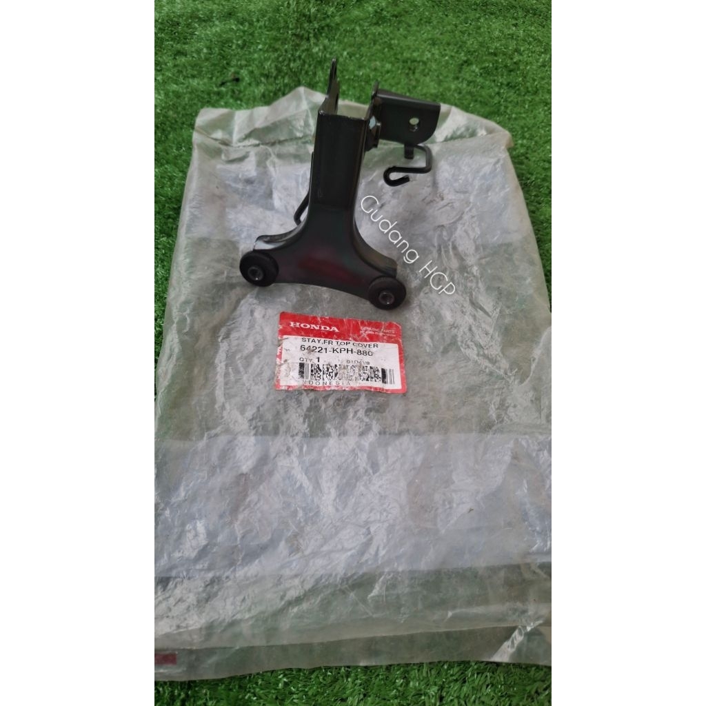 Stay Front Top Cover Bracket Dudukkan Tameng Dasi Depan Karisma X D 64221-KPH-880 Ori Honda Genuine 
