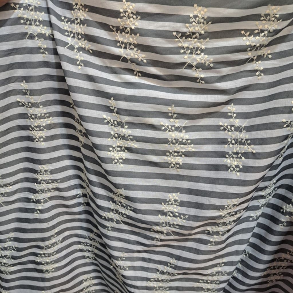 kain katun bordir - kain katun bordir premium - kain katun bordir bolong - kain katun bordir premium