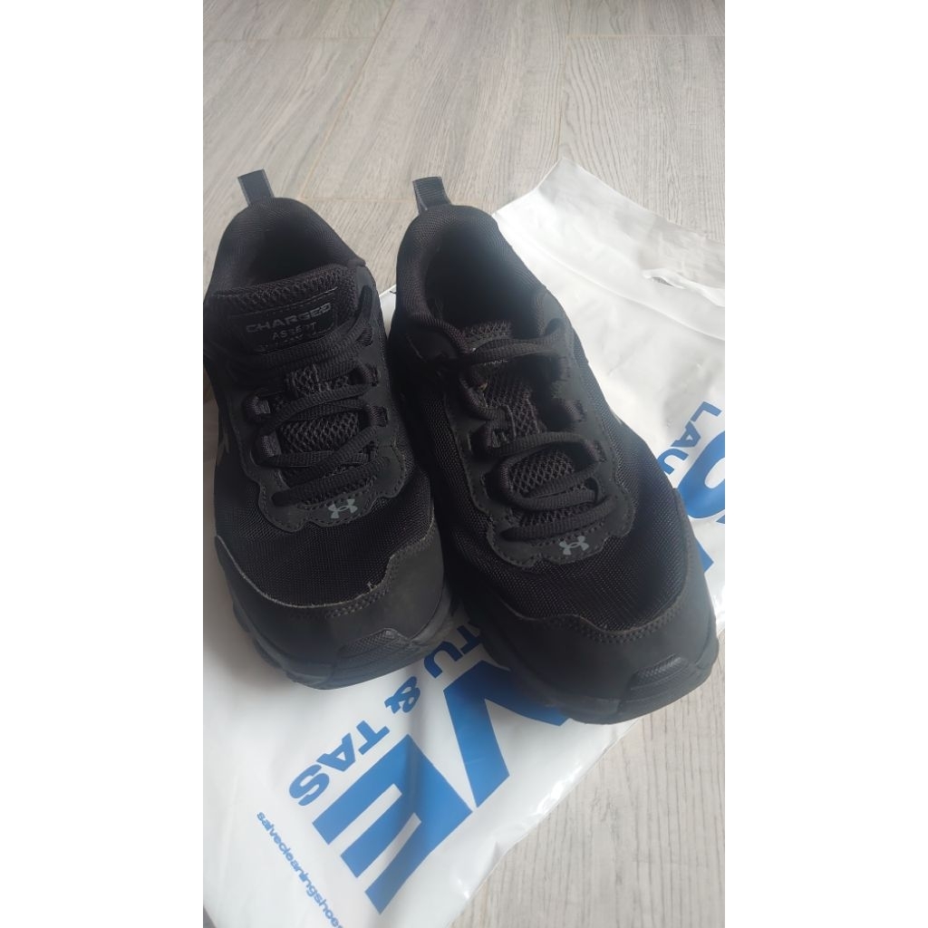 Under Armour Charged Assert 9