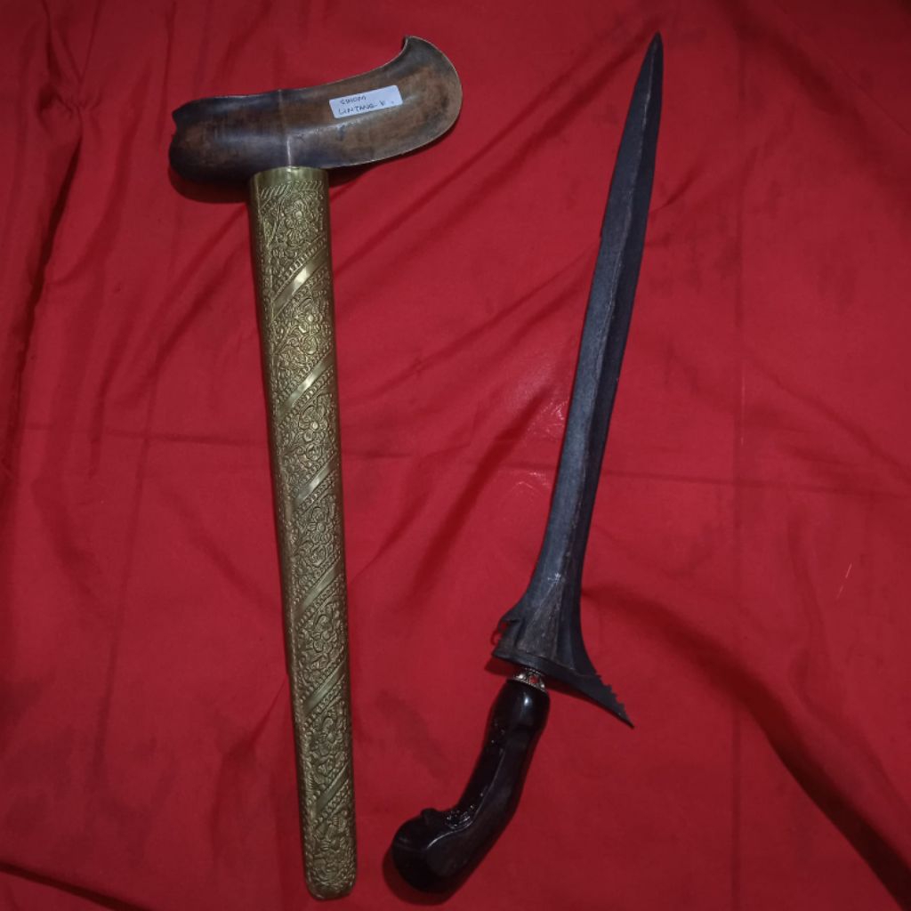 KRS sinom pamor lintang kemukus