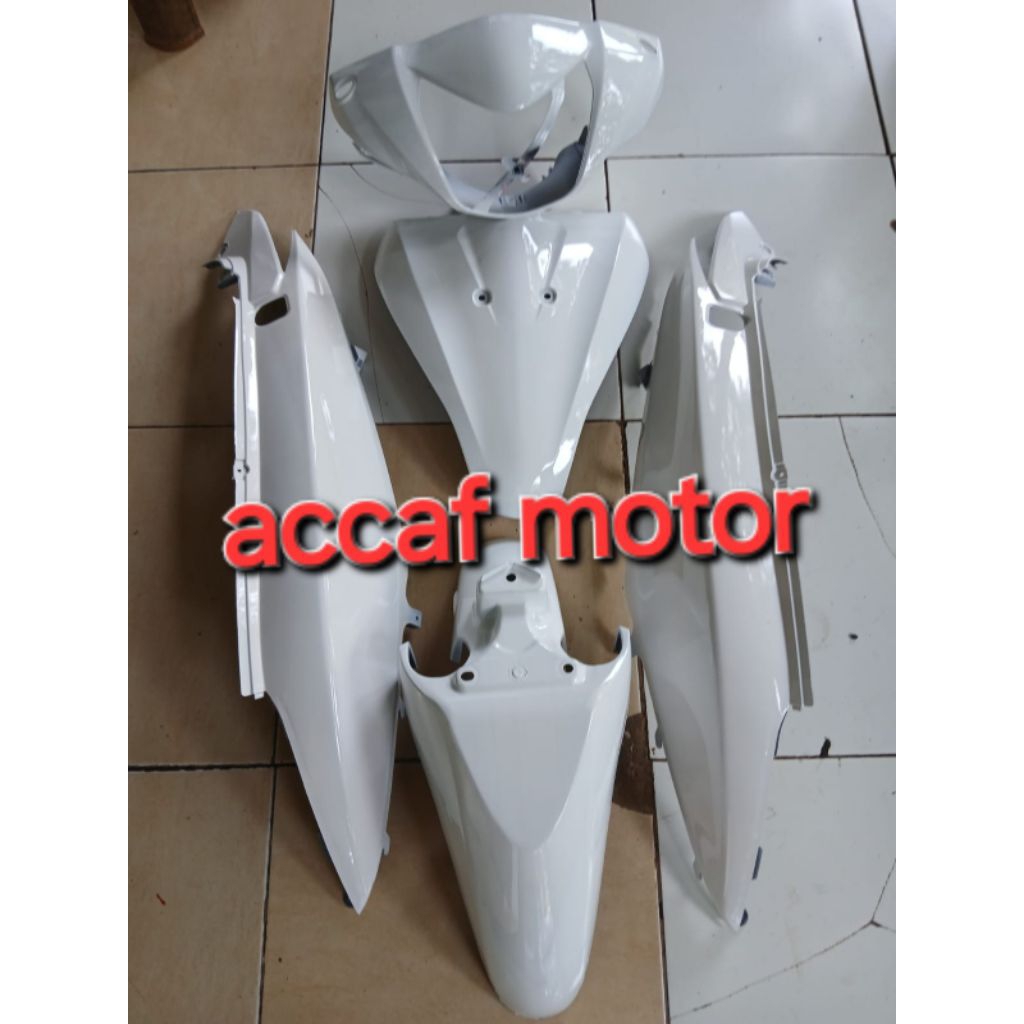 paketan body halus honda spacy fi spacy karbu warna putih