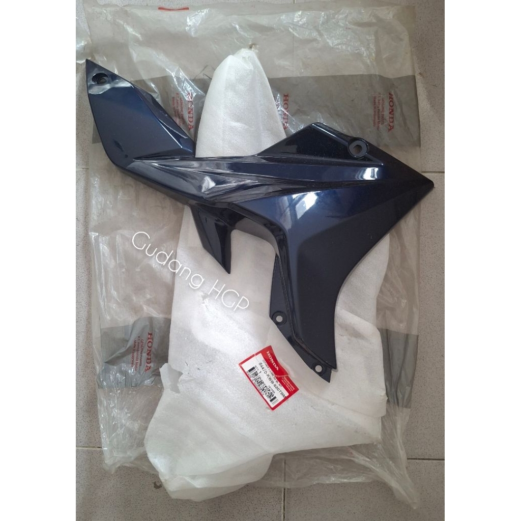 Cover L Lower TH BL MT Cover Sayap Bawah Biru Donker Blade Karbu 64470-KWB-920TBM Ori Honda Genuine 