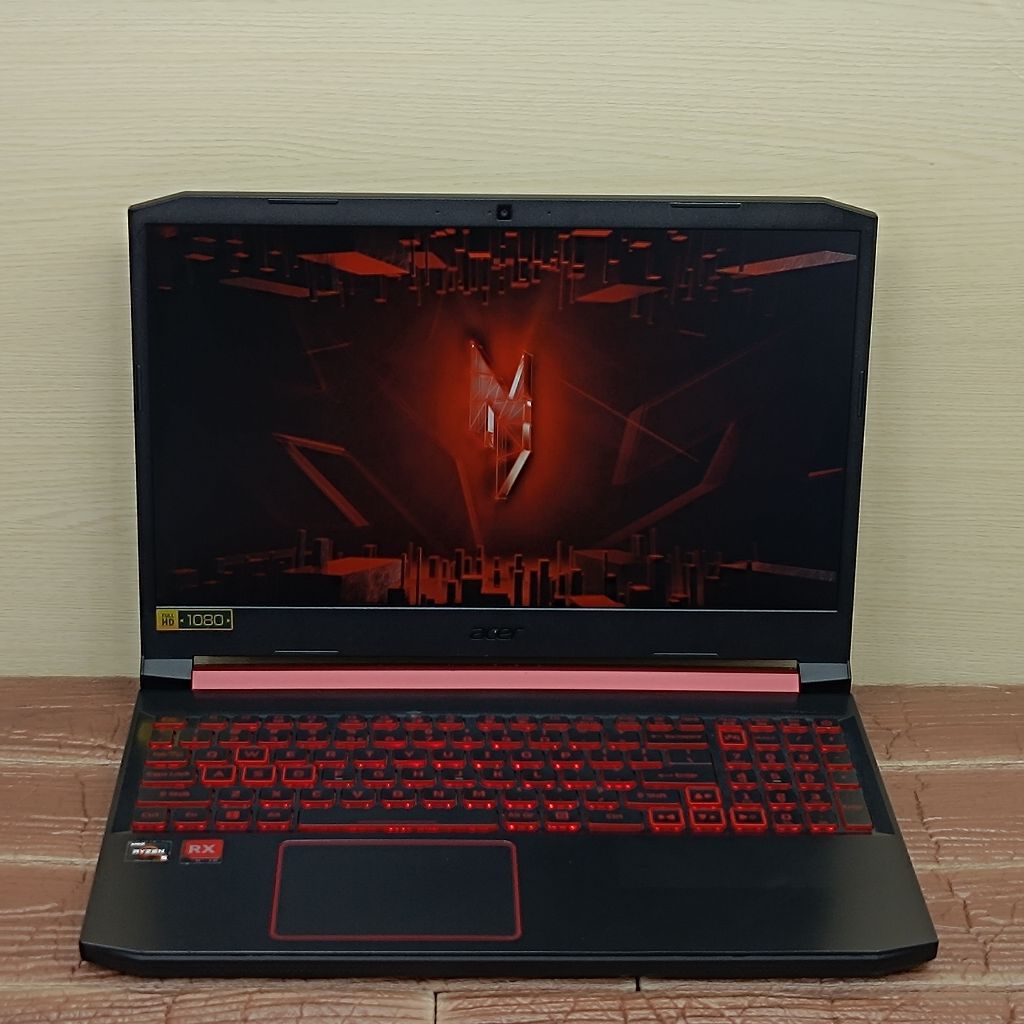Laptop Acer NITRO 5 GAMING AN515-43 AMD RYZEN 5-3550H RAM 8GB SSD 512GB RX 560X