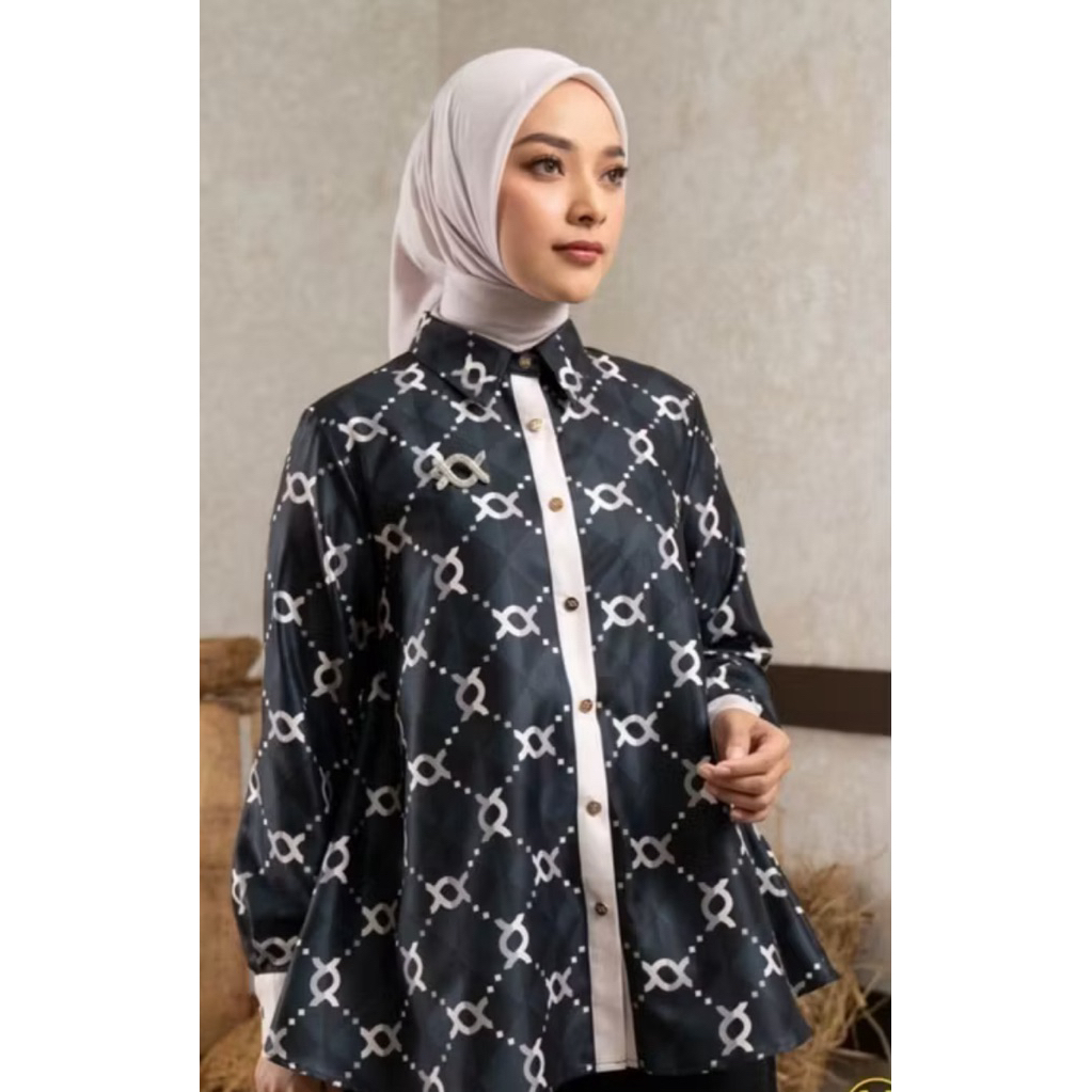 calya wearing klamby NEw