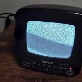 Radio fm  + TV tabung mini hitam putih