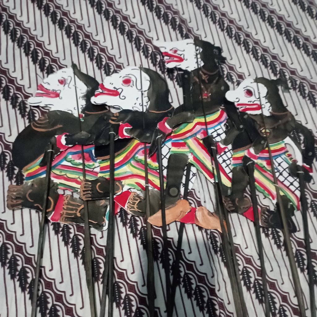 wayang kertas Punokawan isi 4 Semar Gareng Petruk Bagong