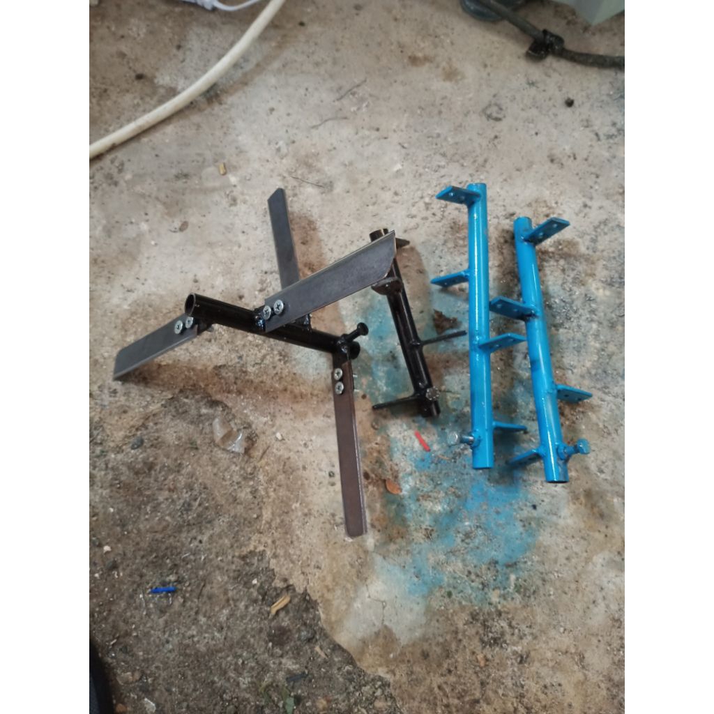 dudukan+piso coper rumput