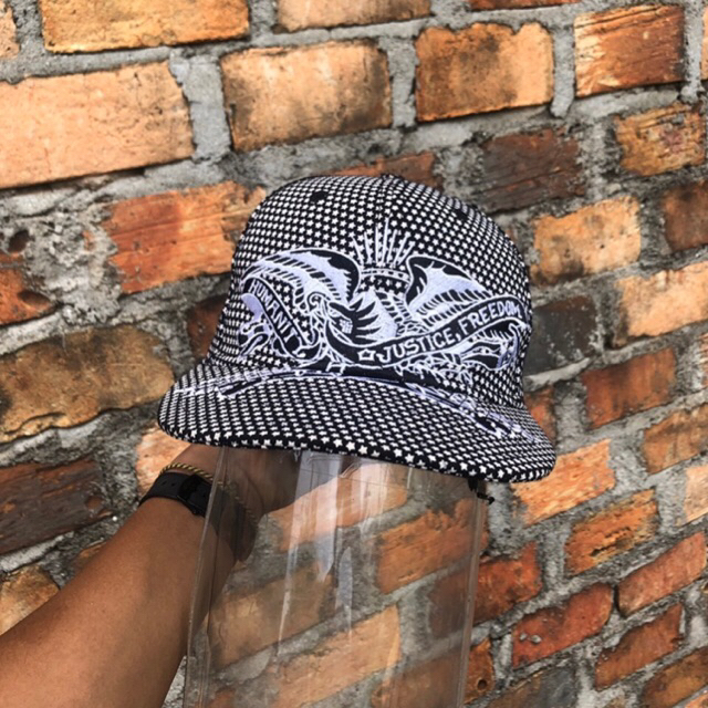 Supreme x Neighborhood New Era SnapBack Caps