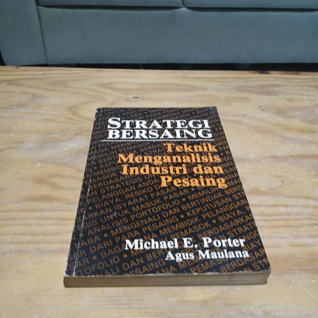 Buku Strategi Bersaing
