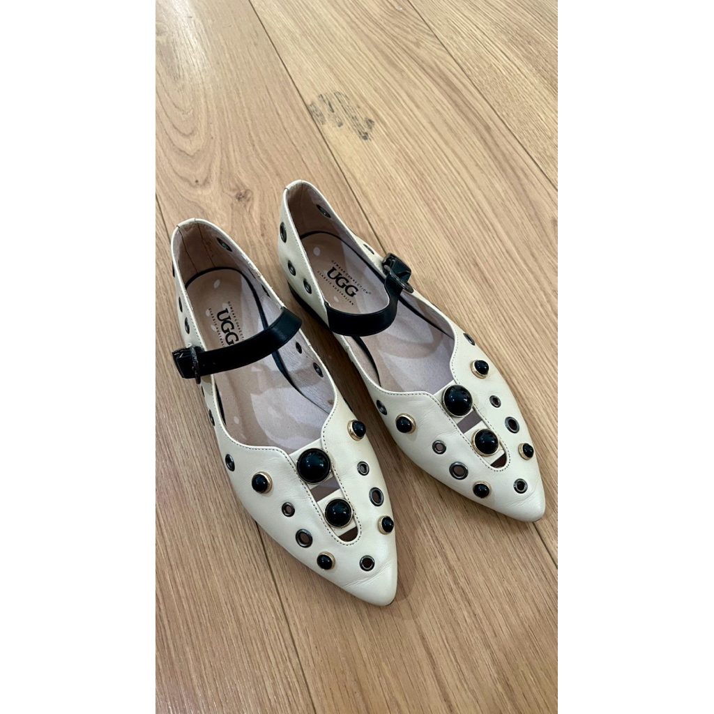 UGG FLAT SHOES STUDS MADE IN AUSTRALIA