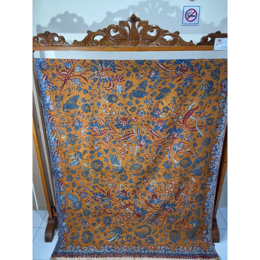 Kain Batik Tulis Laseman/Kain Batik Tiga Negeri Lawasan Nj. Sie Djien Soen/Kain Batik Tiga Negeri La