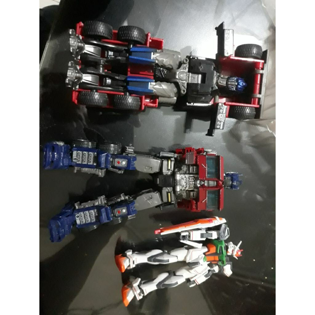 mainan robot gundam kw junk