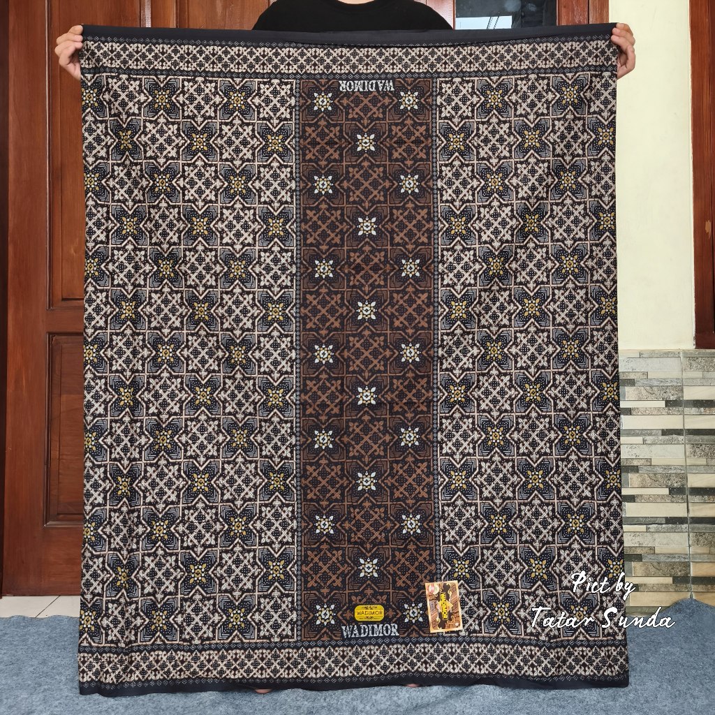 Sarung Batik Wadimor Pria Motif Elegan Kualitas Premium