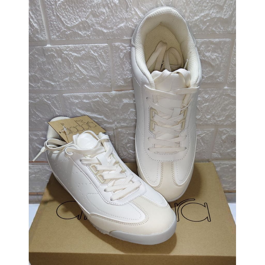 SEPATU BARU, DIADORA ORIGINAL. PIKU WOMEN Size 40