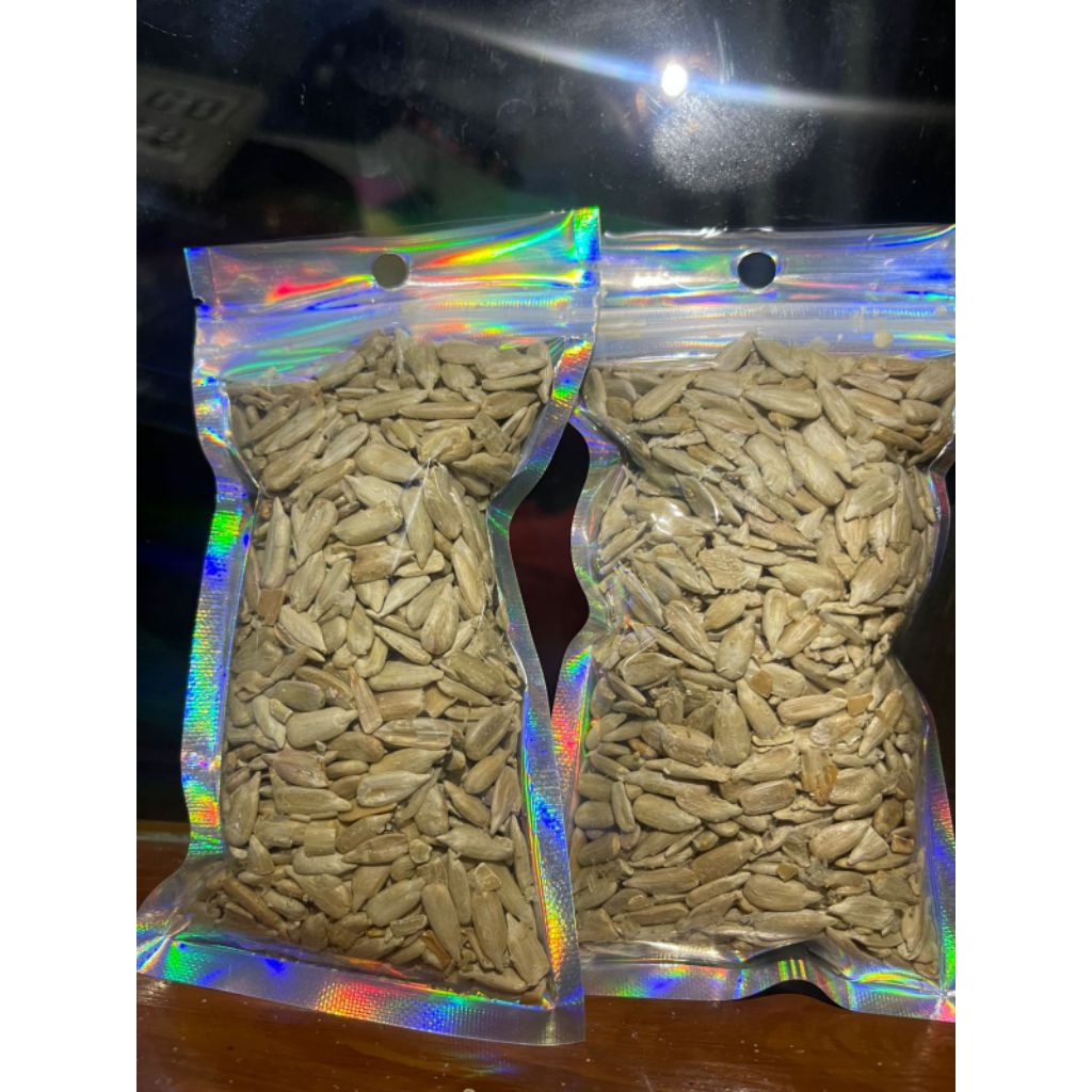 kwaci kupas/kwaci kupas ori/kuaci panggang/kwaci kupas/kwaci kupas siap makan