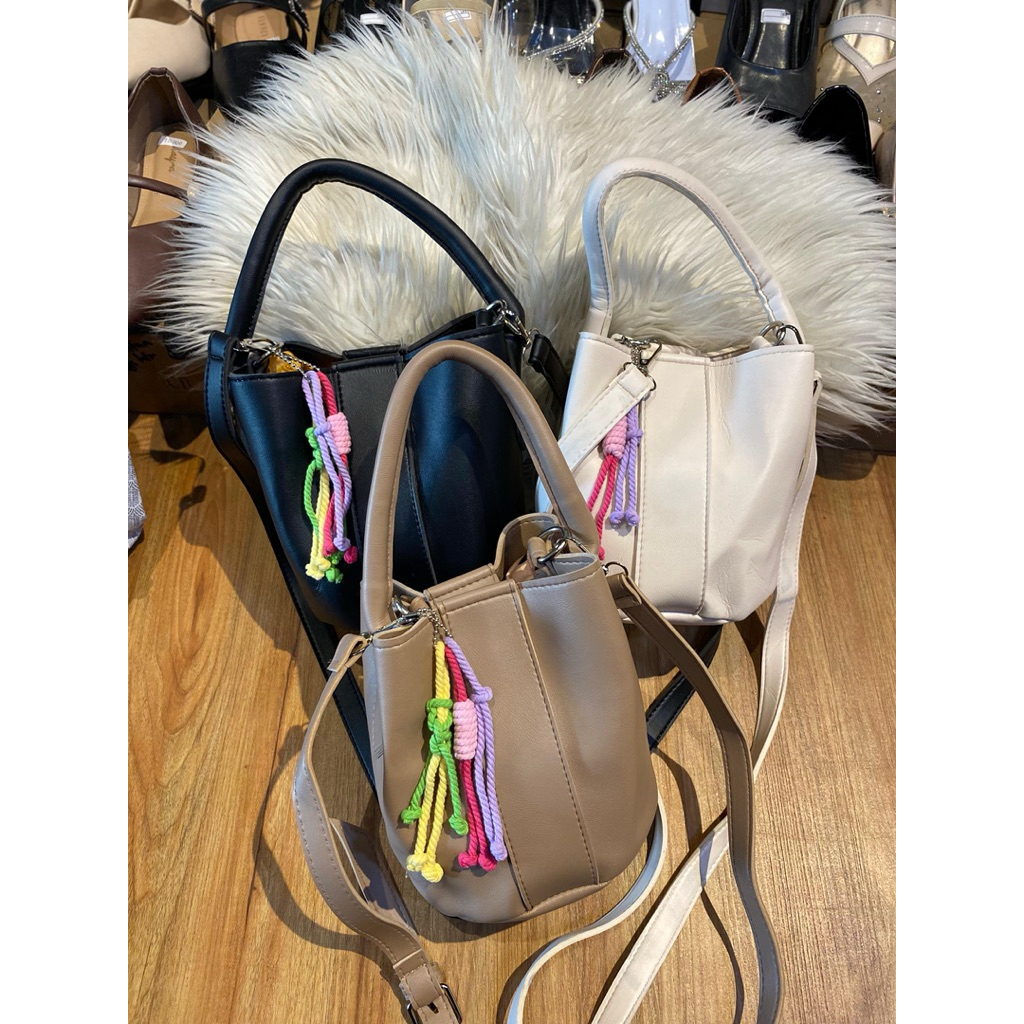 Tas selempang wanita tas tabung free ganci tas kekinian