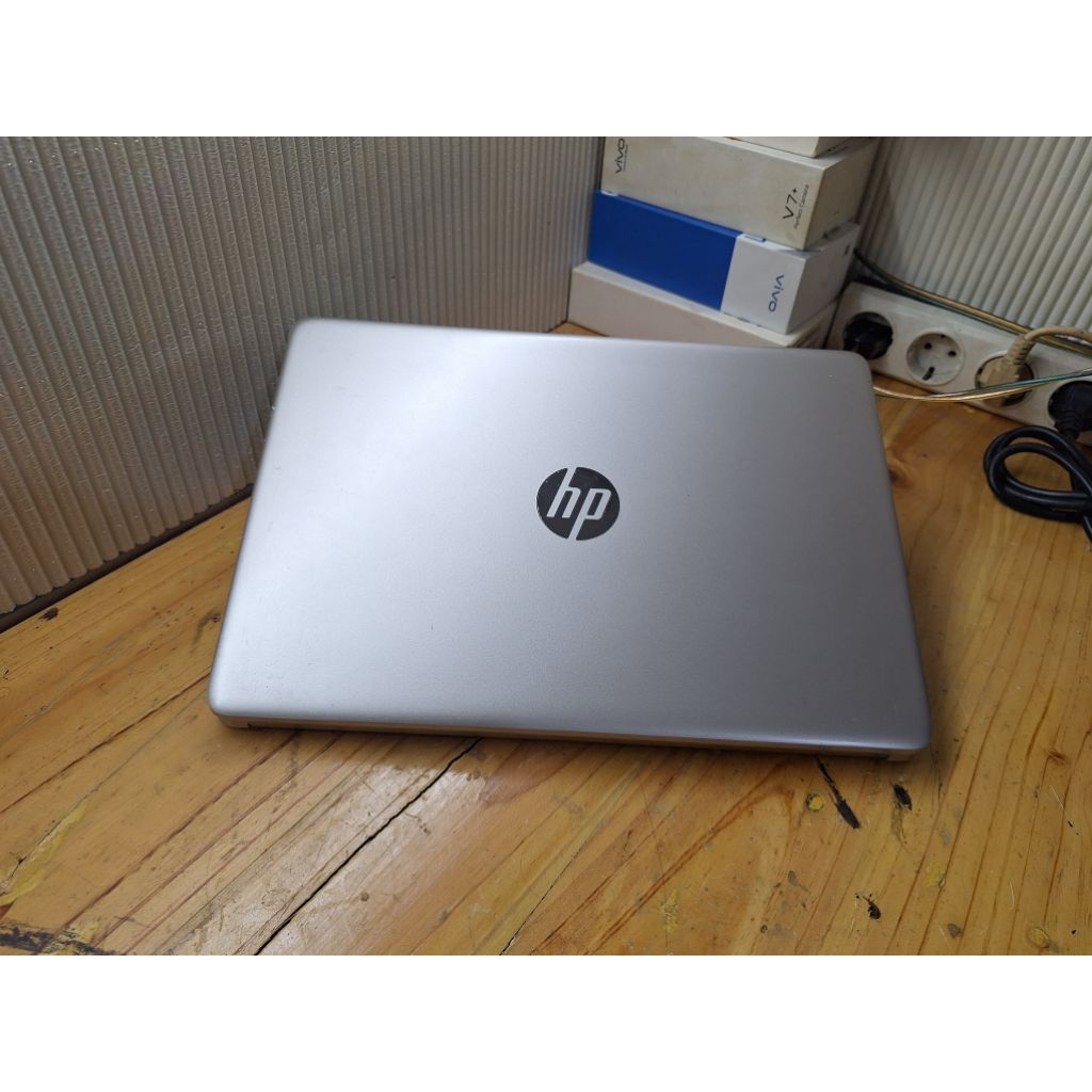 Hp 14s Amd Athlon Gold 3150U Radeon