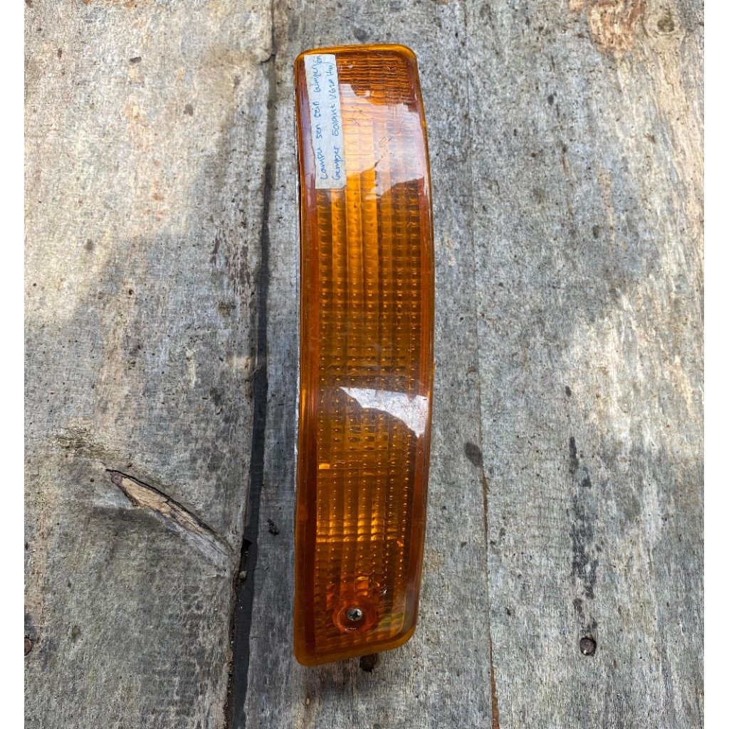 Sparepart copotan sein sen bumper mitsubishi galant F624 hiu