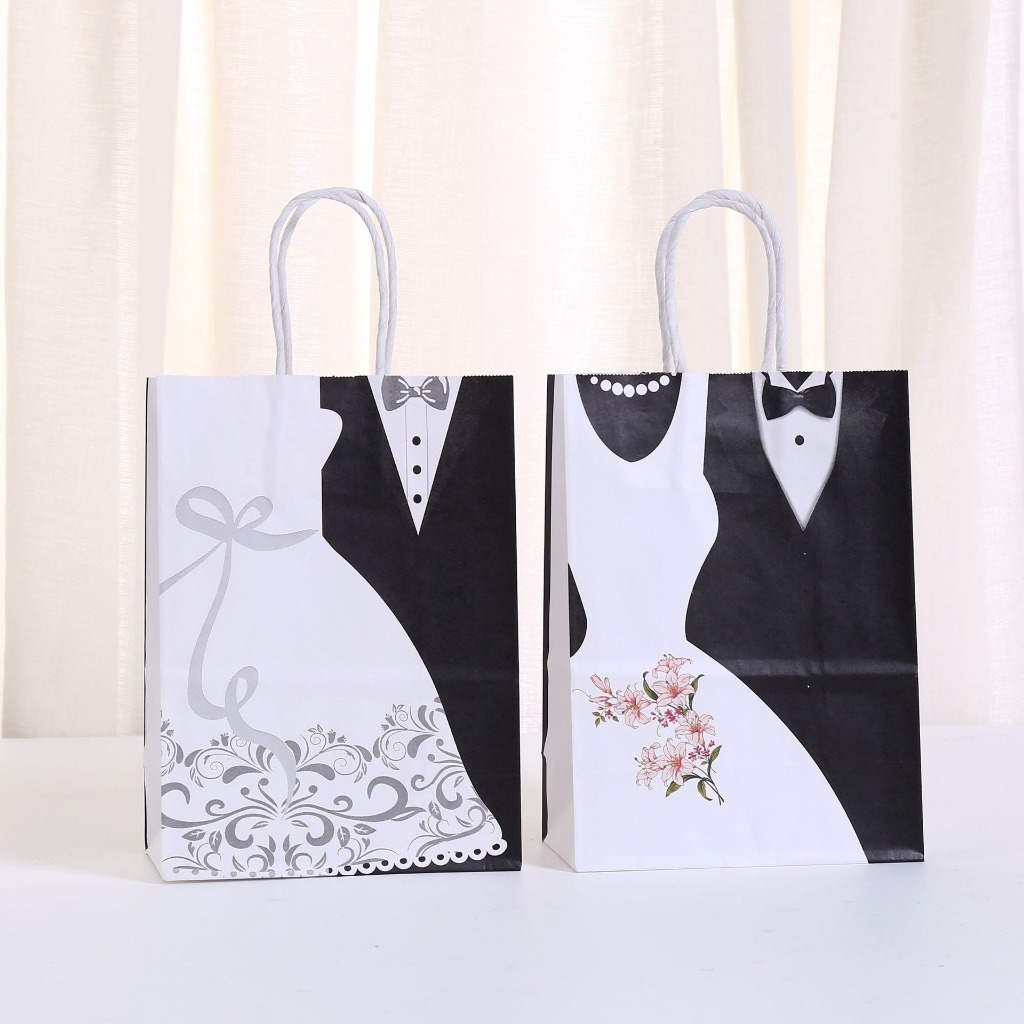 

Paperbag tema Wedding Pernikahan Lamaran / Paper bag Goodie bag hampers Pengantin Bridesmaid