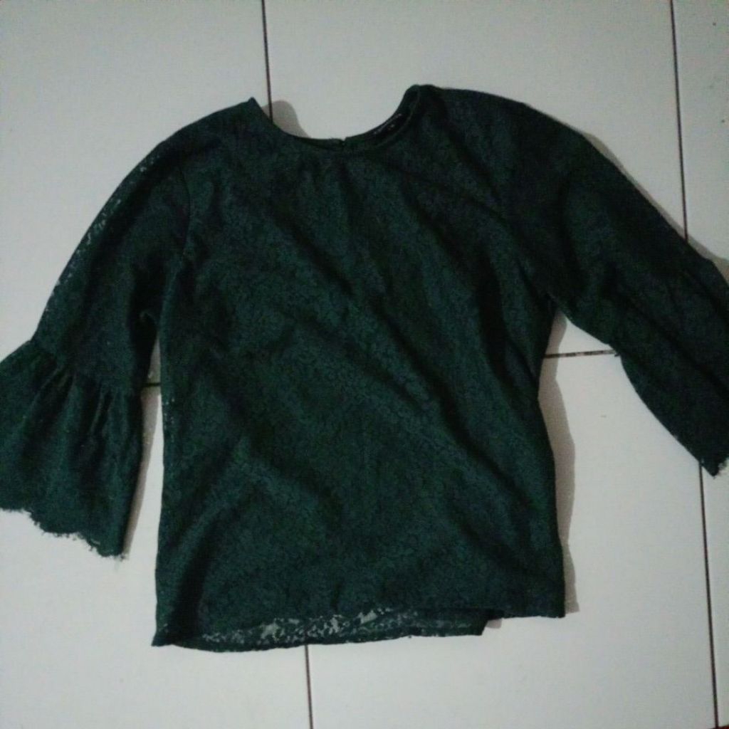 baju rendah hijau connection