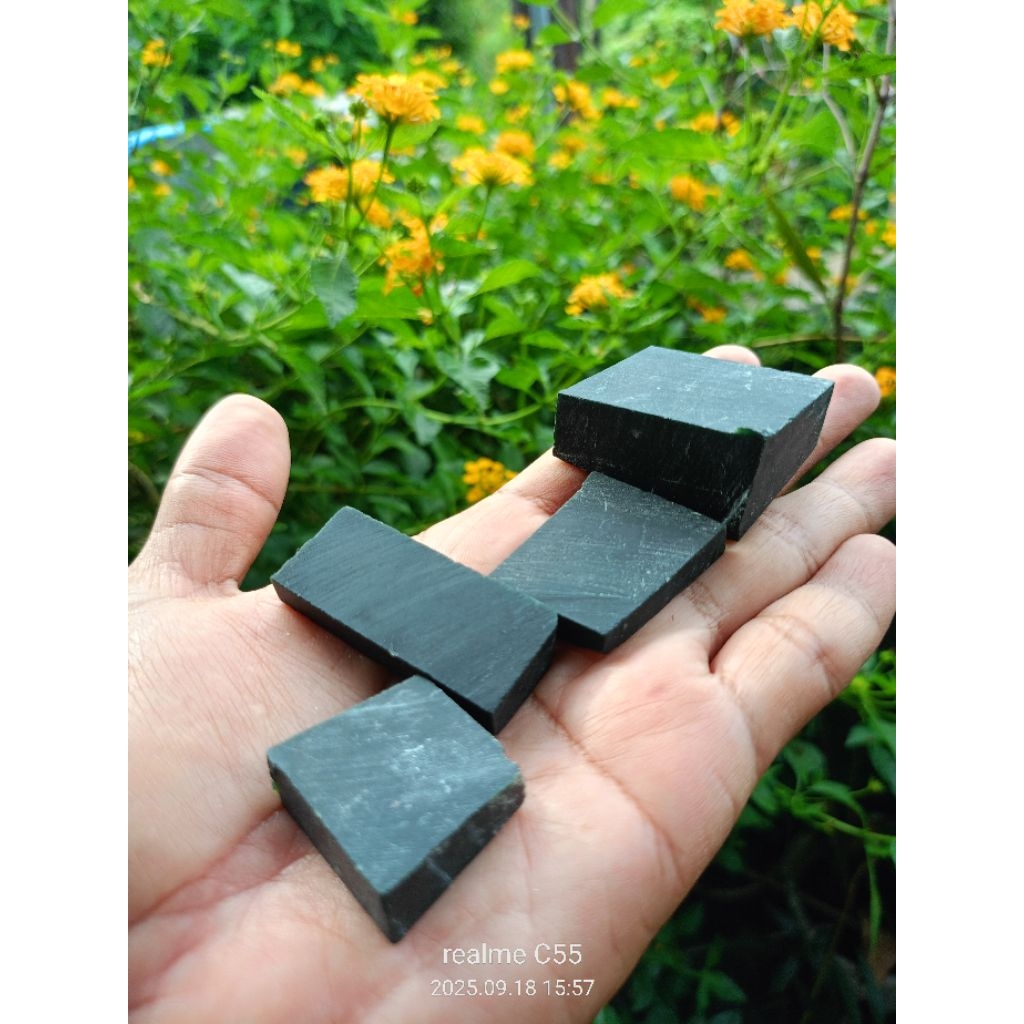 Batu akik Black Jade Aceh