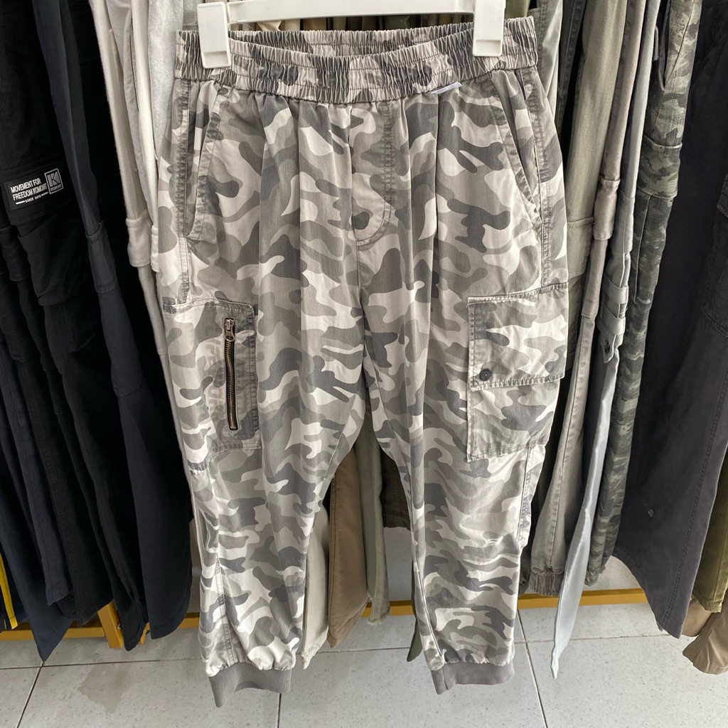 celana Lifework camo