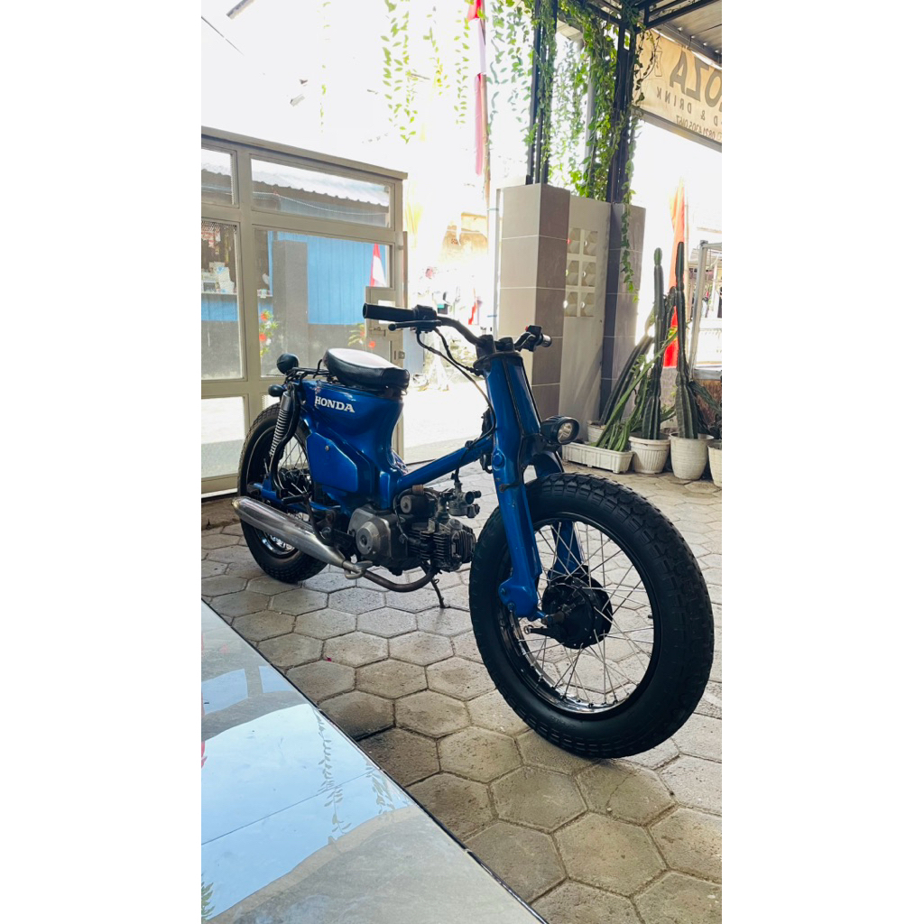 streetcub c86