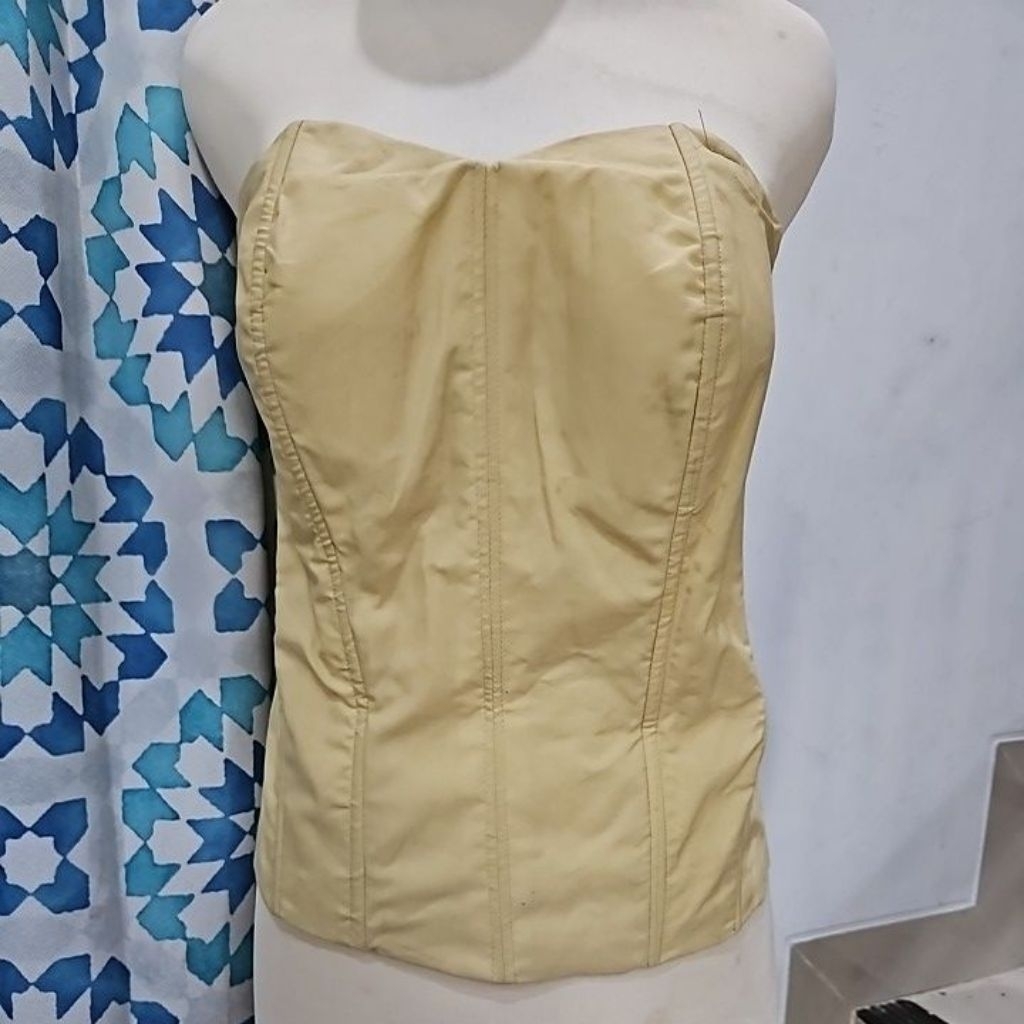 Preloved Kamisol Bustie Longtorso Cream