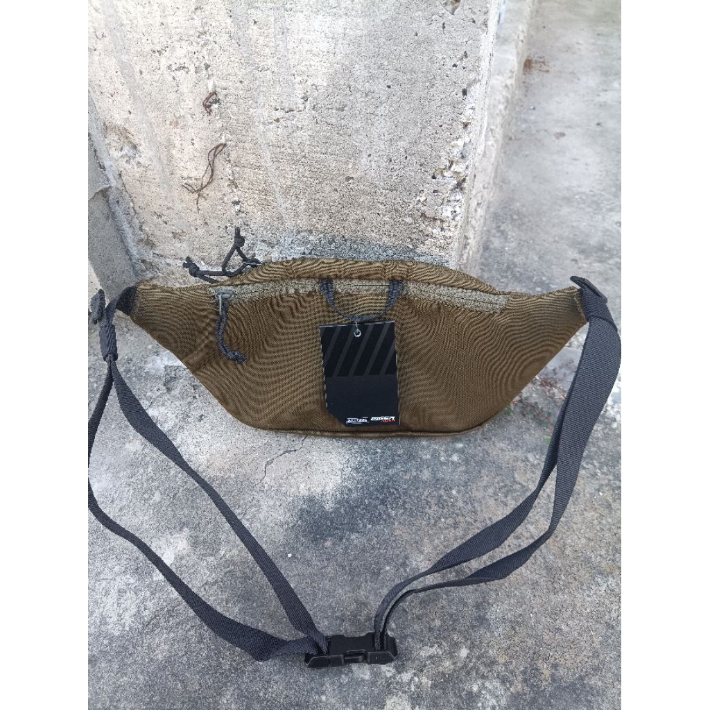 eiger clutch  1.0 waistbag 3L