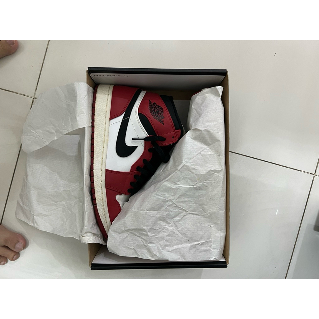 sneakers sepatu air jordan 1 high chicago 2013 US 9 original bekas second
