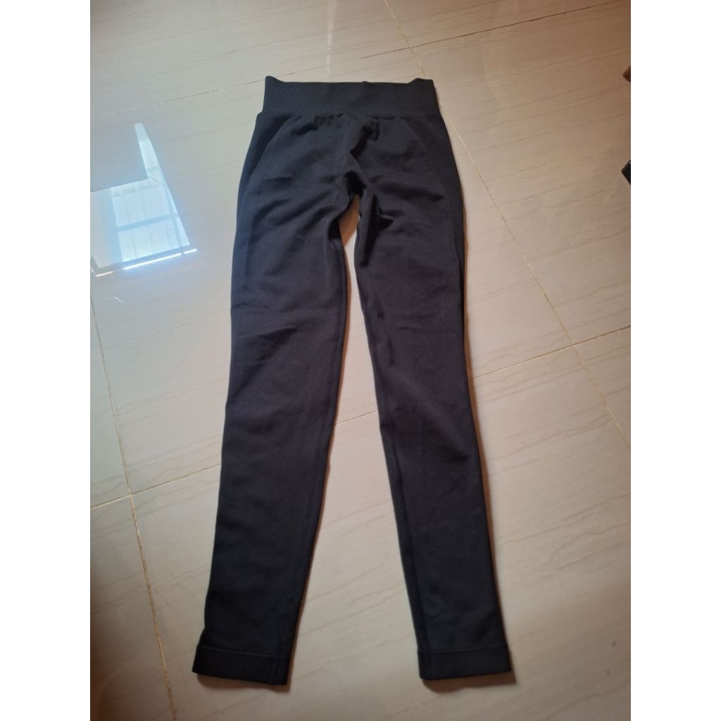 GYM SHARK Legging olahraga wanita