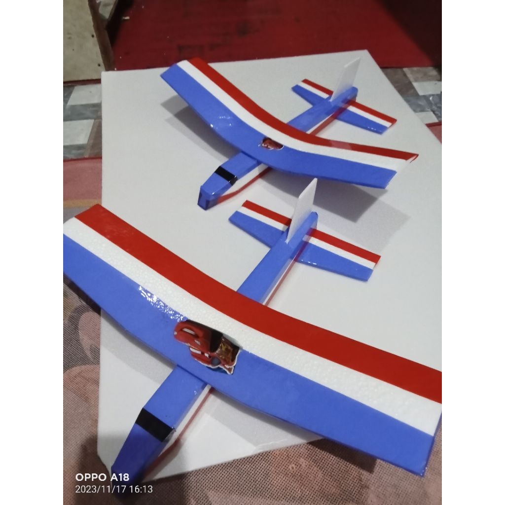 Pesawat gabus lempar