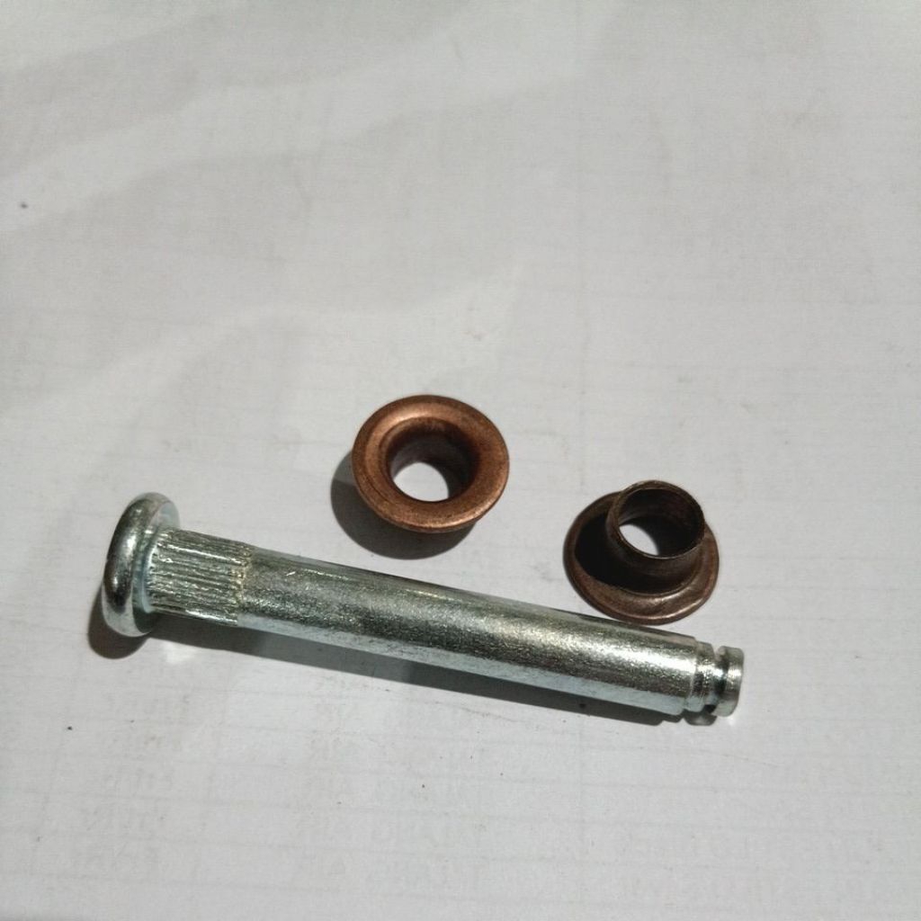 pen as engsel pintu depan dengan bushing mobil suzuki futura dan mitsubhisi t120ss