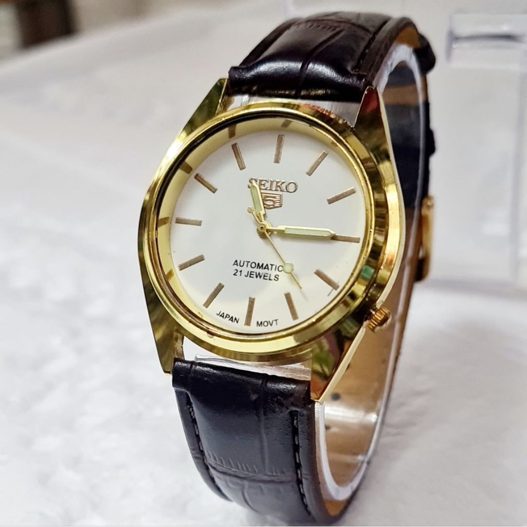 Jam Tangan Wanita Seiko Gold Tali Kulit