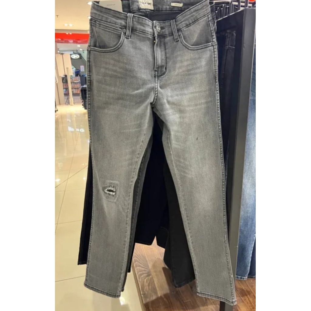 Celana Wrangler Original VEGAS GREY