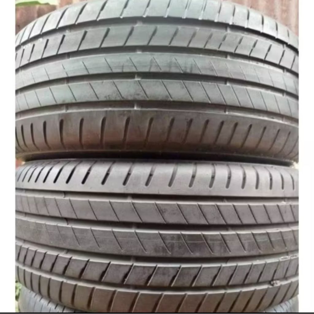 Ban Mobil Copotan Ring 19 Merek Bridgestone Alenz Ukuran 245/50 R19 Second Tubles