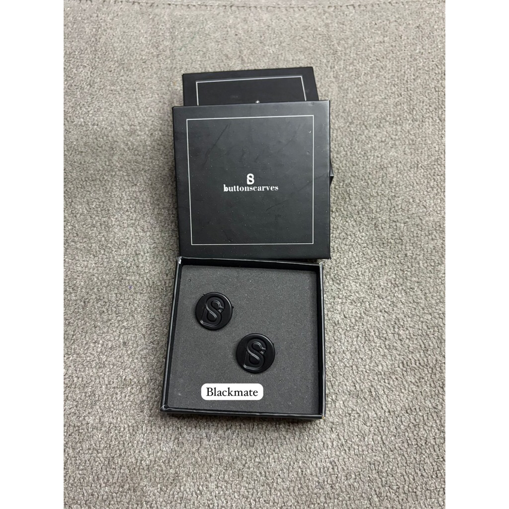 Buttonscraves Brooch set