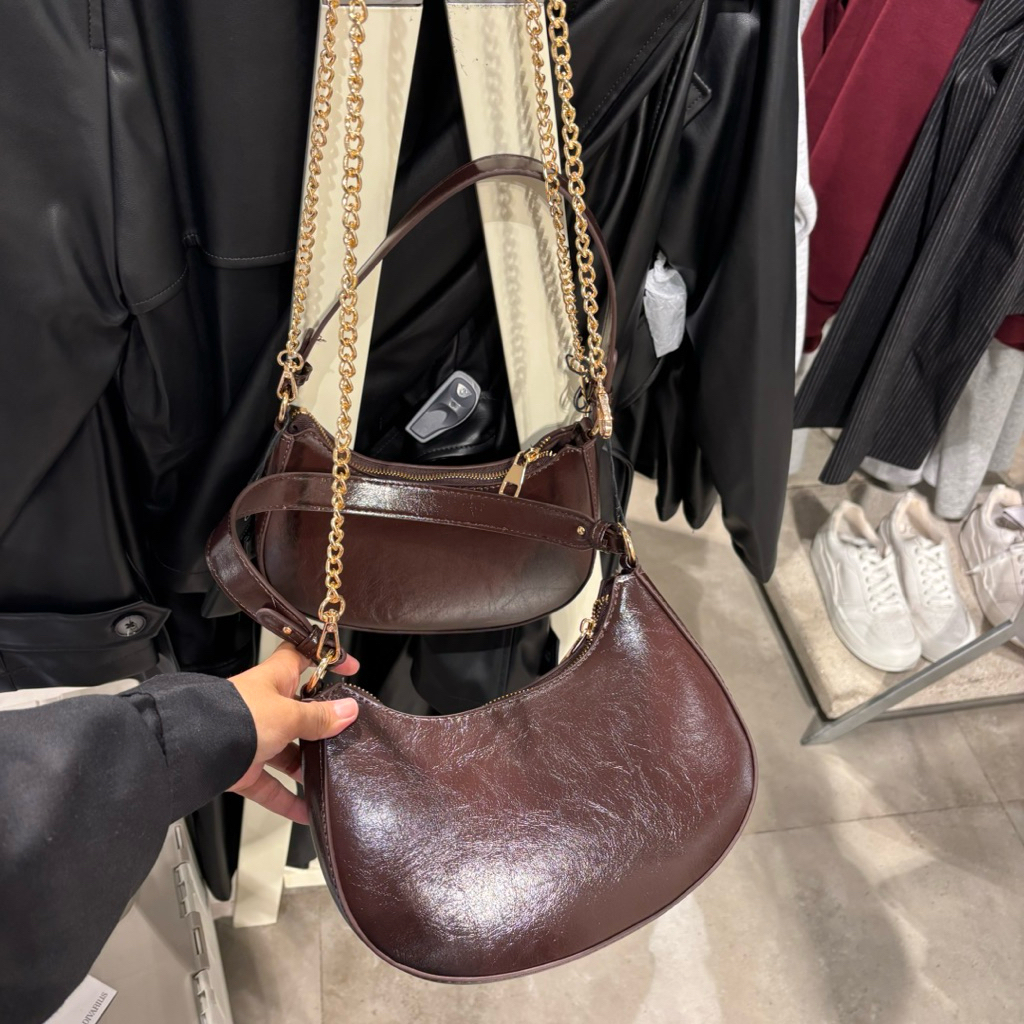 tas slingbag/ selempang crossbody bag underarm bah stradivarius chain sale