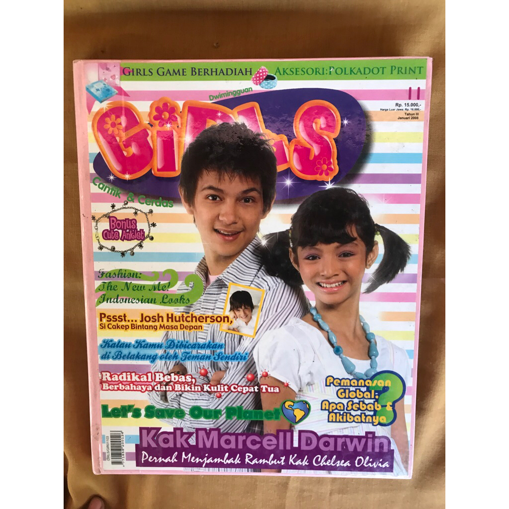 Buku majalah girls