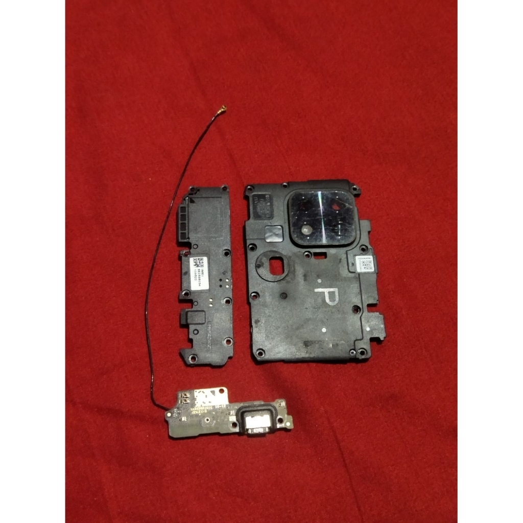 papan cas antena sinyal speaker musik tutup mesin tutup kamera poco c40 ori copotan normal
