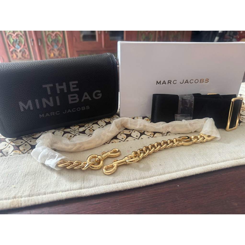 tote mj hitam