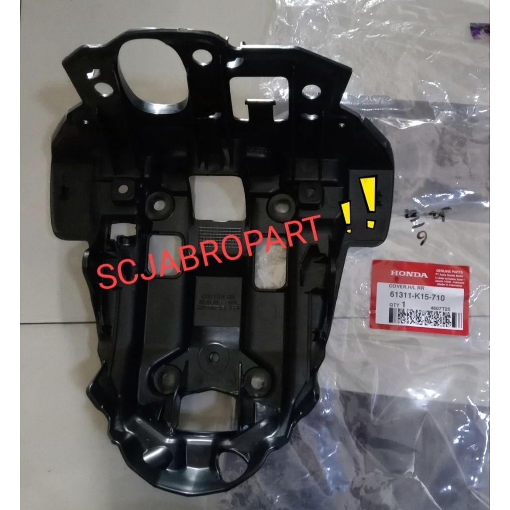 61311 K15 ....COVER HEAD LAMP REAR HONDA CB150R K15P K15G..ORI AHM