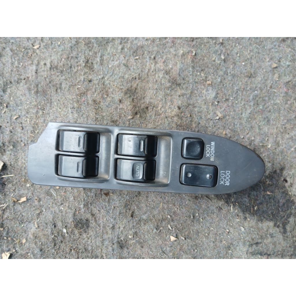 sentral switch power window Toyota Corolla Great