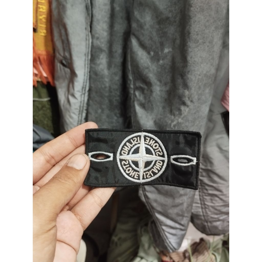 PATCH STONE ISLAND