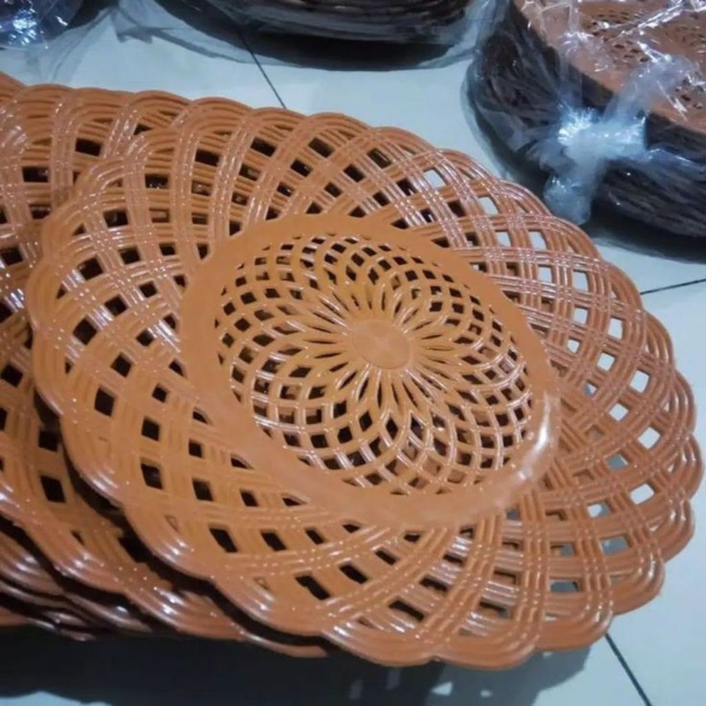 PIRING PLASTIK ANYAM ROTAN LUSINAN "BISA COD" 1Lusin