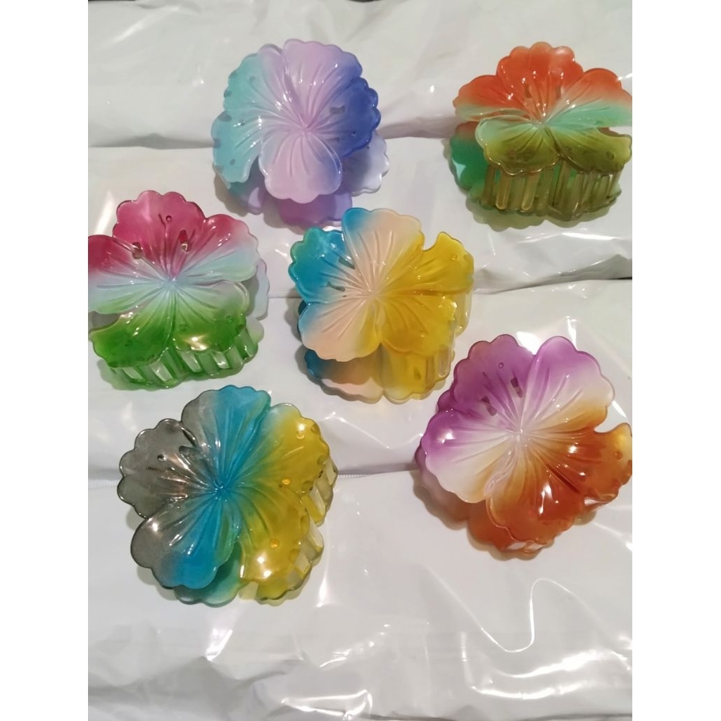 JEPIT RAMBUT KEMBANG SEPATU GLOSSY IMPORT