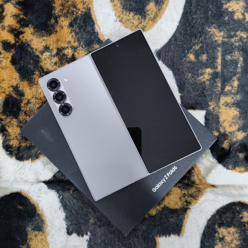 Samsung galaxy z fold 6 5G 12/256 Second