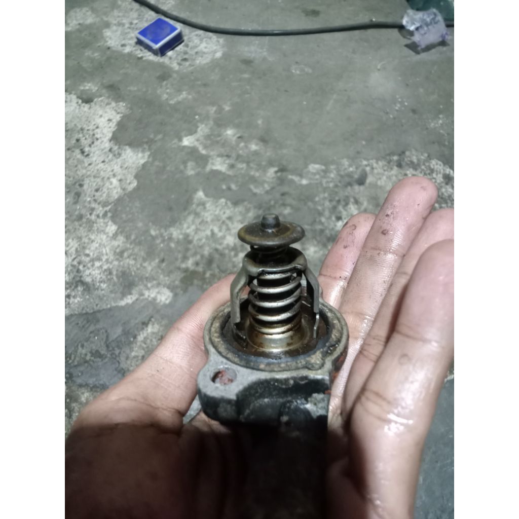 THERMOSTAT CBR 250R  THAILAND THERMOSTAT CBR 250R  THAILAND KYJ K33