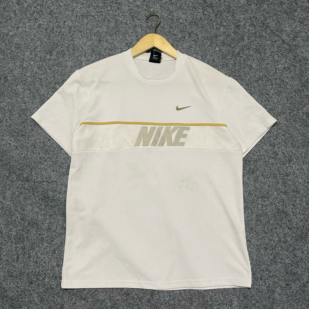 Kaos Nike big logo