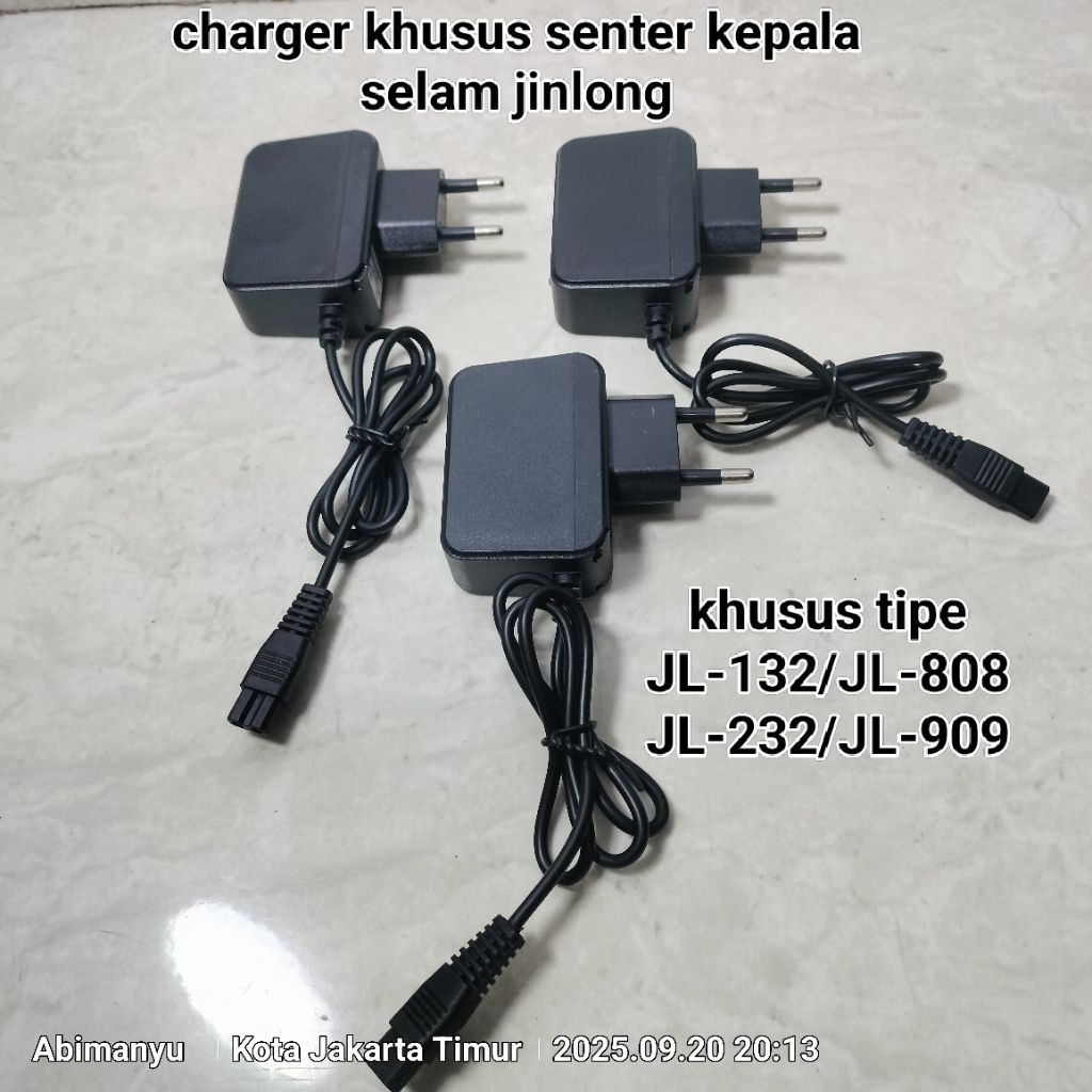 Charger senter kepala selam INPUT:AC100-240V 0,3 50/60Hz Output:4,2V 1000mA  khusus jinlong JL-132/J